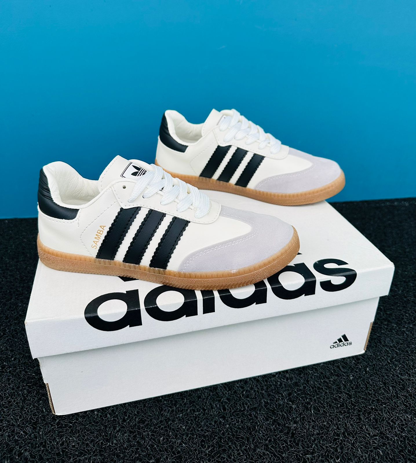 Adidas Samba OG – Clásico que Nunca Pasa de Moda!
